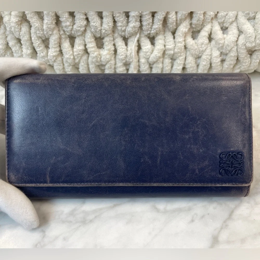 Loewe Wallet
